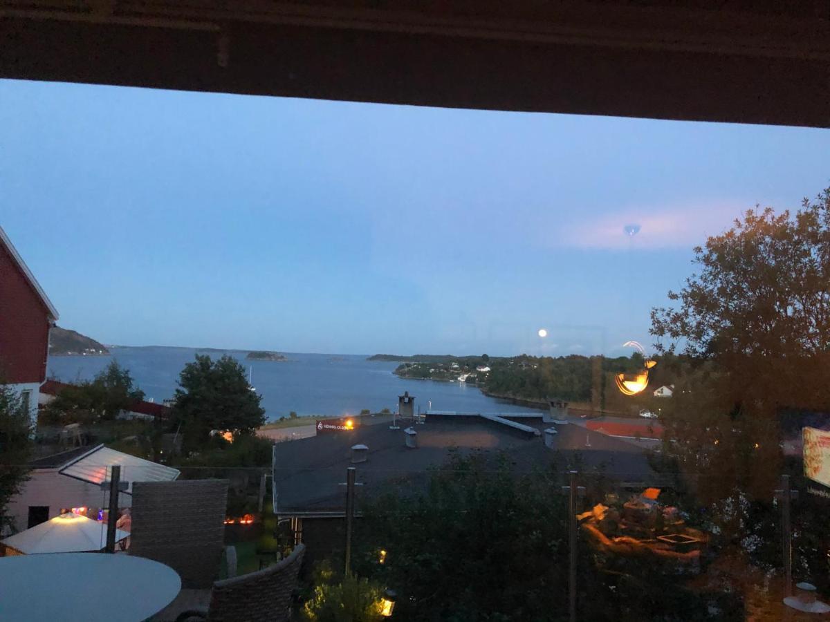 Aid Og Svein' S Sentrumsnaere Panorama Hjem Apartman Kristiansand Kültér fotó