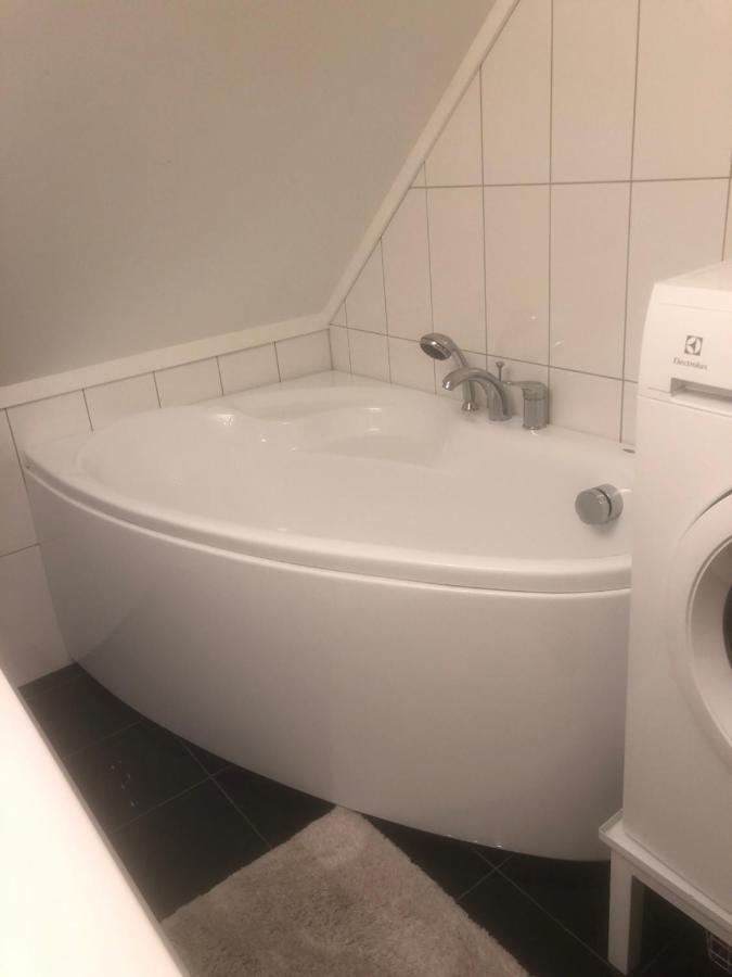 Aid Og Svein' S Sentrumsnaere Panorama Hjem Apartman Kristiansand Kültér fotó